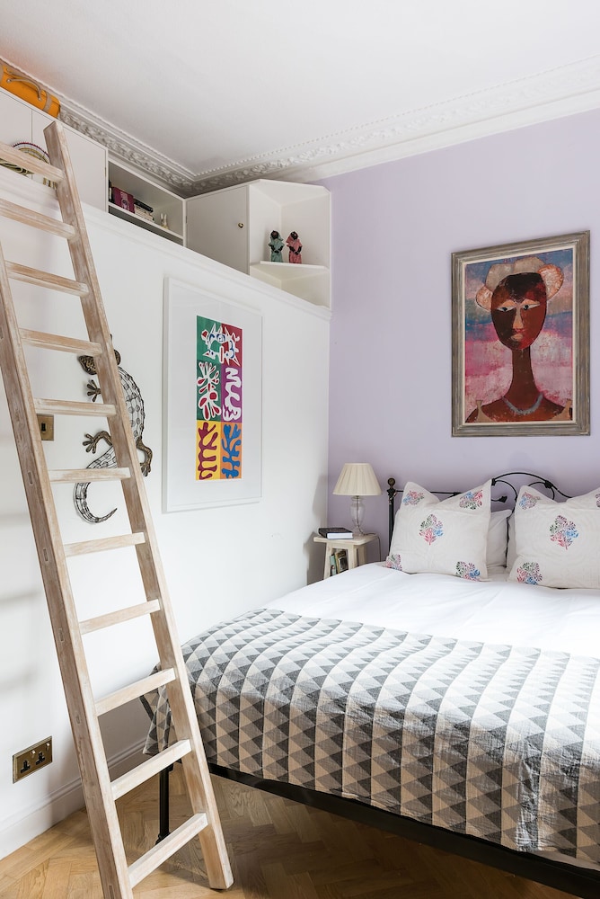 Distinctive Kensington 1-bed flat