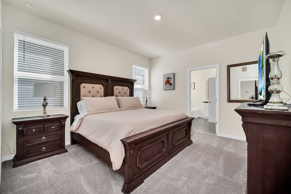 Magical Family Getaway 7BD Villa with