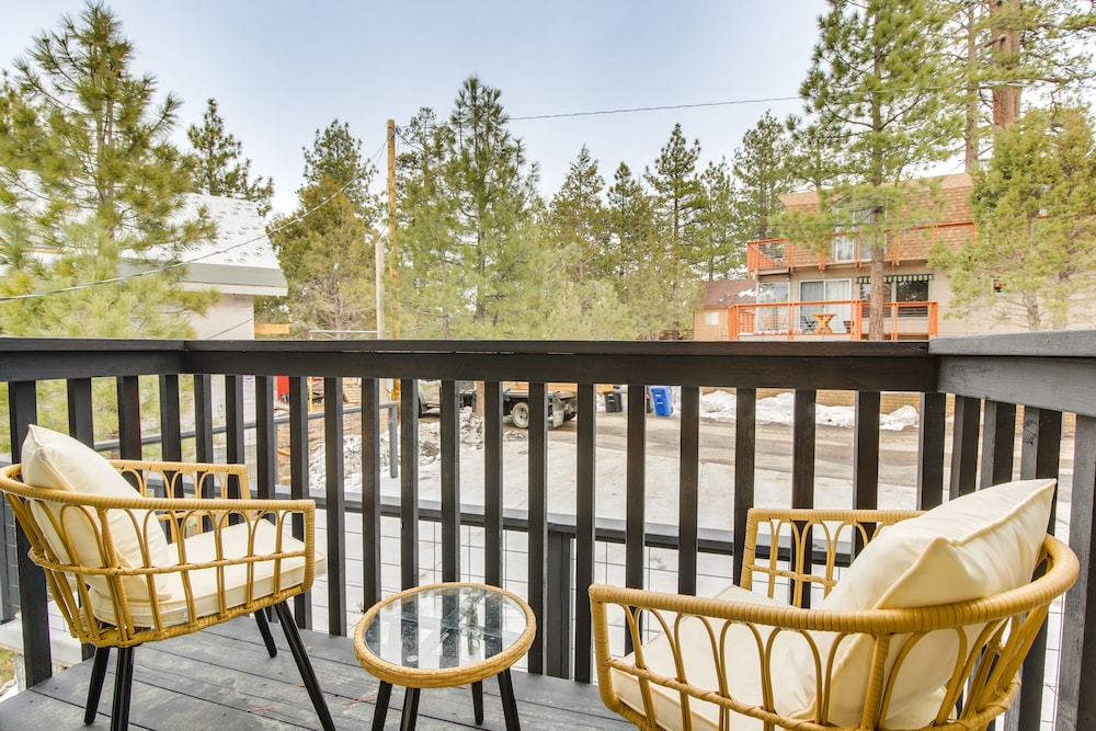 Serene Big Bear Retreat w/ Hot Tub + Game Room! view 5