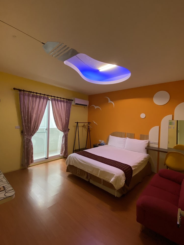 Happy Life Hostel