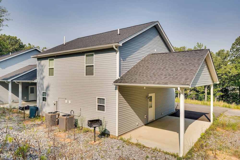 Benton Vacation Rental Near Kentucky Lake! view 5