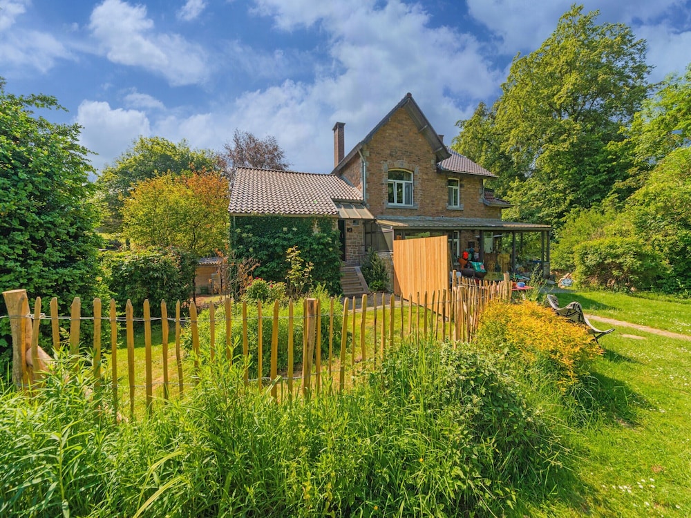 Cosy Holiday Home in Modave With Garden