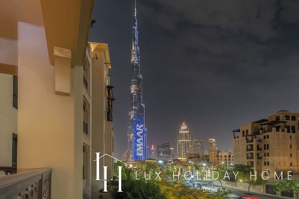LUX Burj View Suite across Dubai Mall