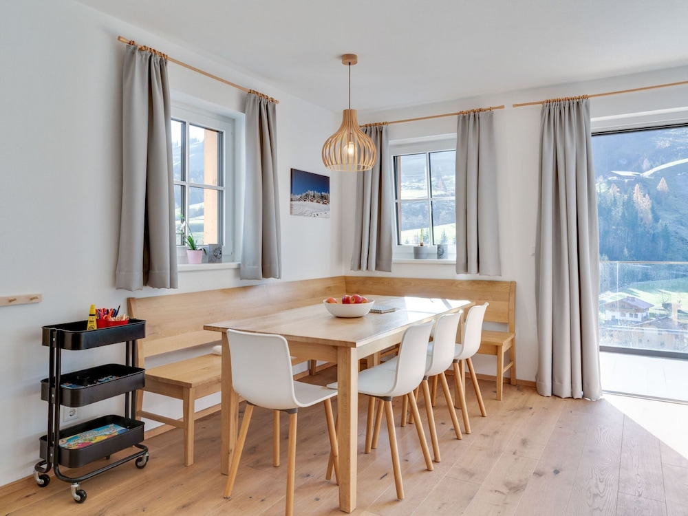 Modern Chalet in Muhlbach am Hochkonig Near Ski Area