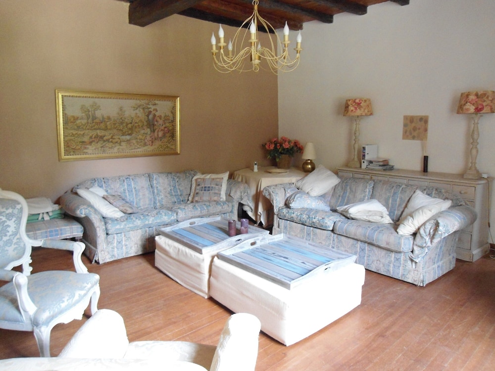 Estate in Pyrenees With Pool and Golf Nearby