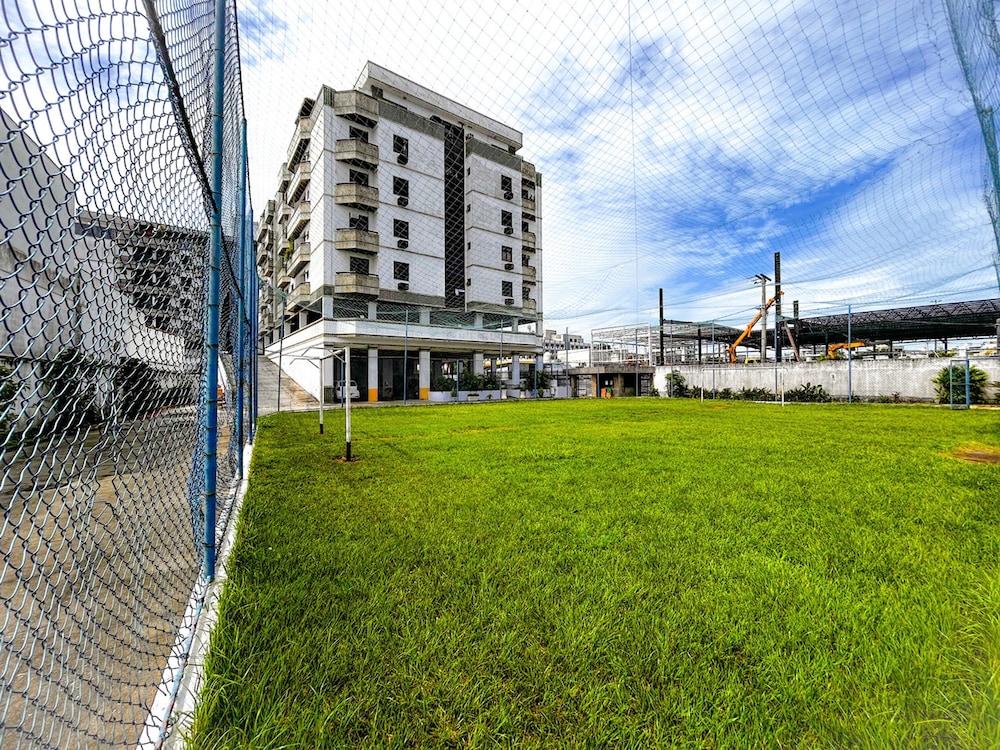 Incr vel Apto a 800m da Praia do Forte - Cabo Frio