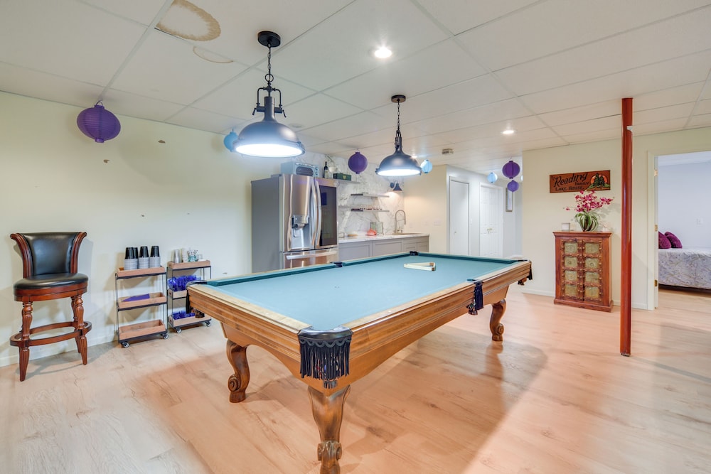 Swim Dock & Game Room: Lakefront Home in Siren!