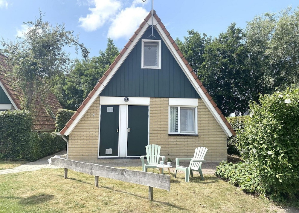 Holiday Home in Burgerbrug for Family