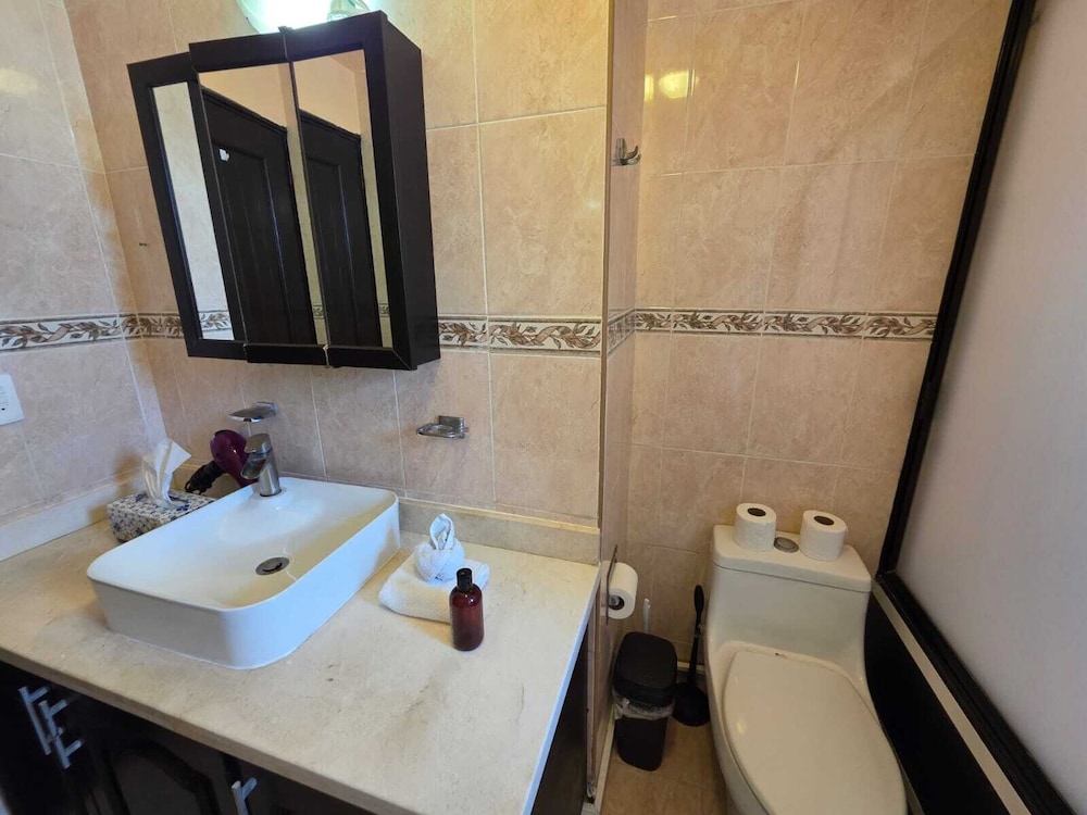 Ocean view condo with balcony hotel zone