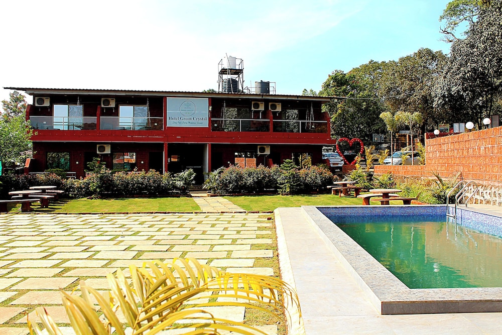 Hotel Green Crystal