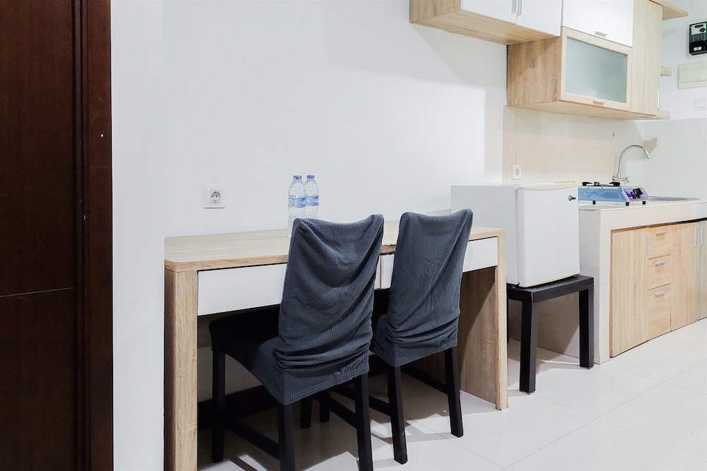 Great Deal and Homey 1BR Apartment Springwood Residence Tangerang