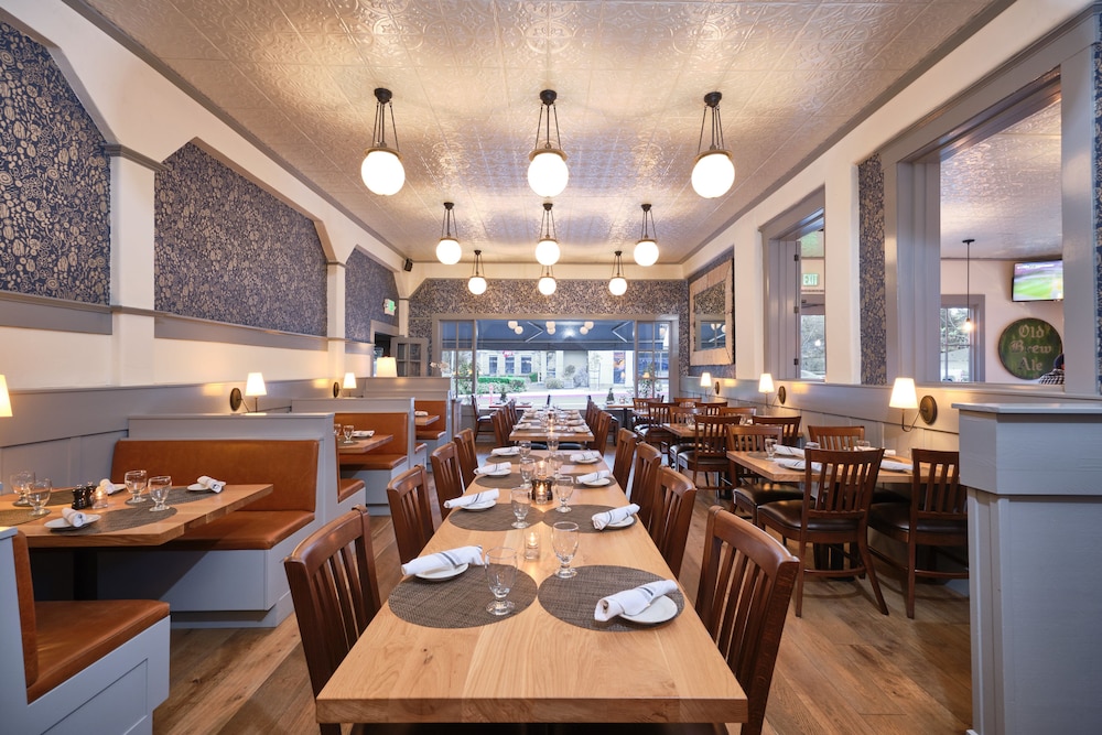 Napa Valley / Sonoma Vacations - Calistoga Inn Restaurant and Brewery - Property Image 41