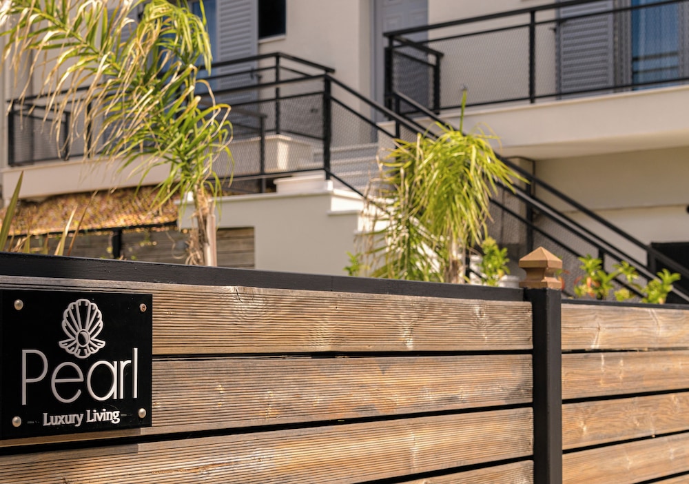 Pearl Luxury Living