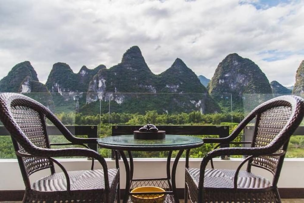 QuietYard YangshuoRiverside HolidayHotel