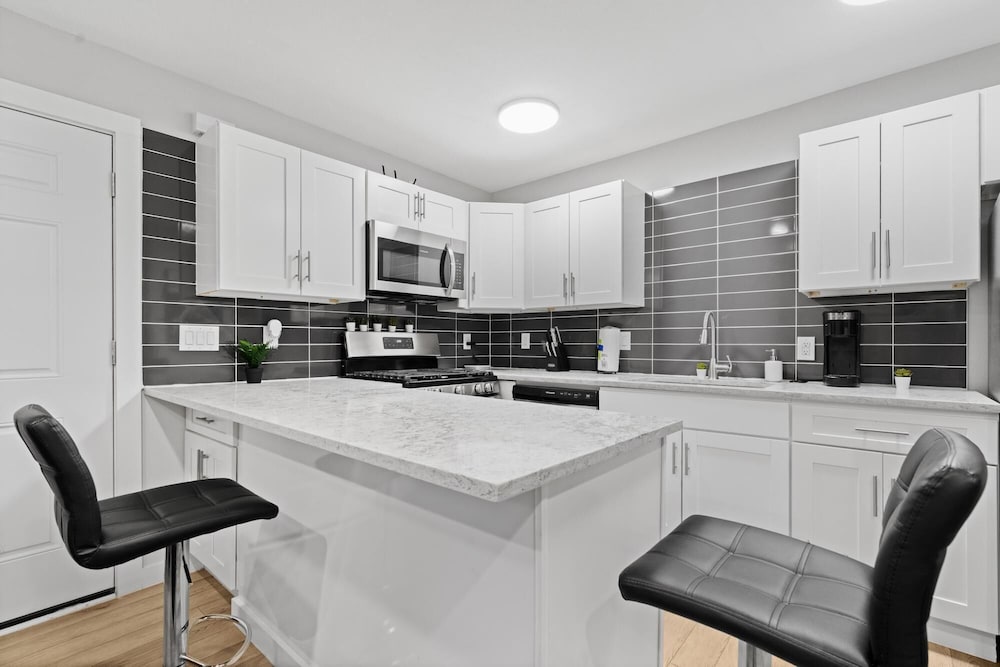 Stylish Studio Downtown Evonify - Property Image 10