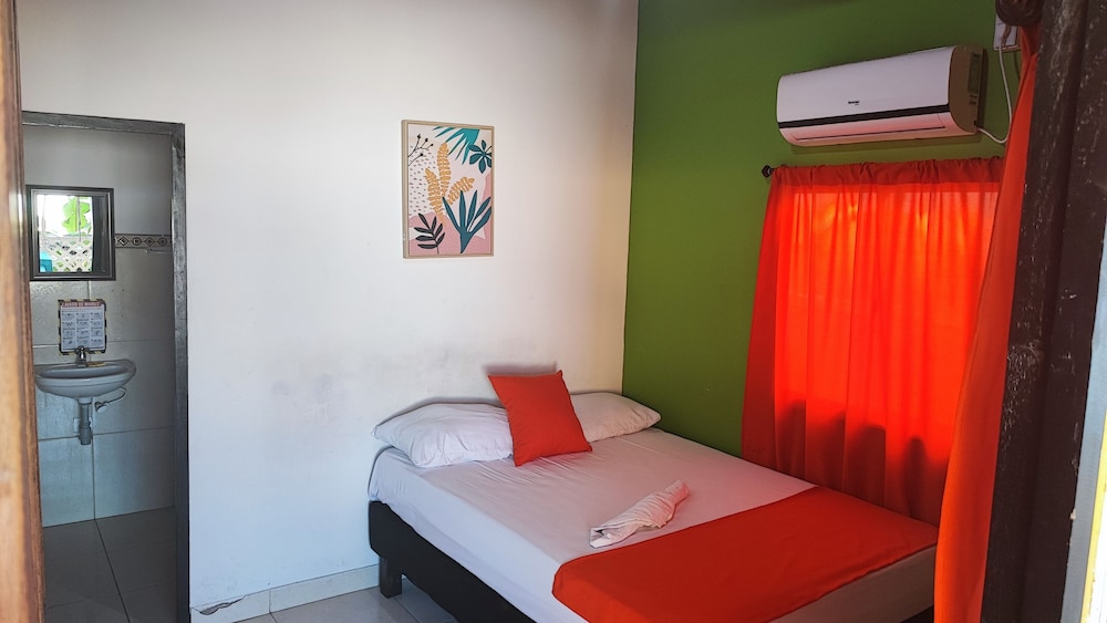 Hospedar Frente al Aeropuerto