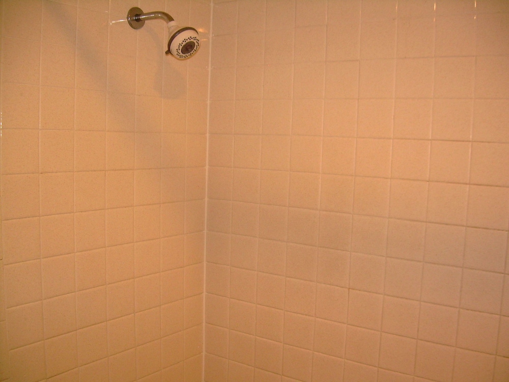 North Platte Vacations - 83 Motel - Property Image 9