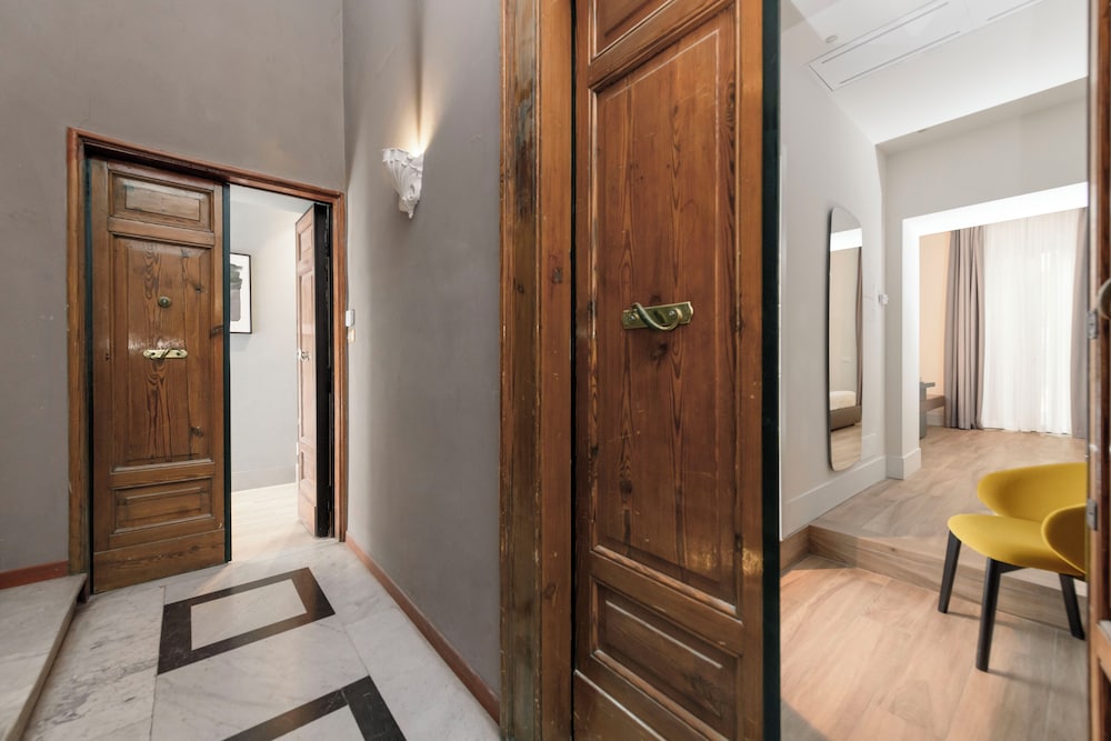 Domus Augustea - Luxury Accommodations