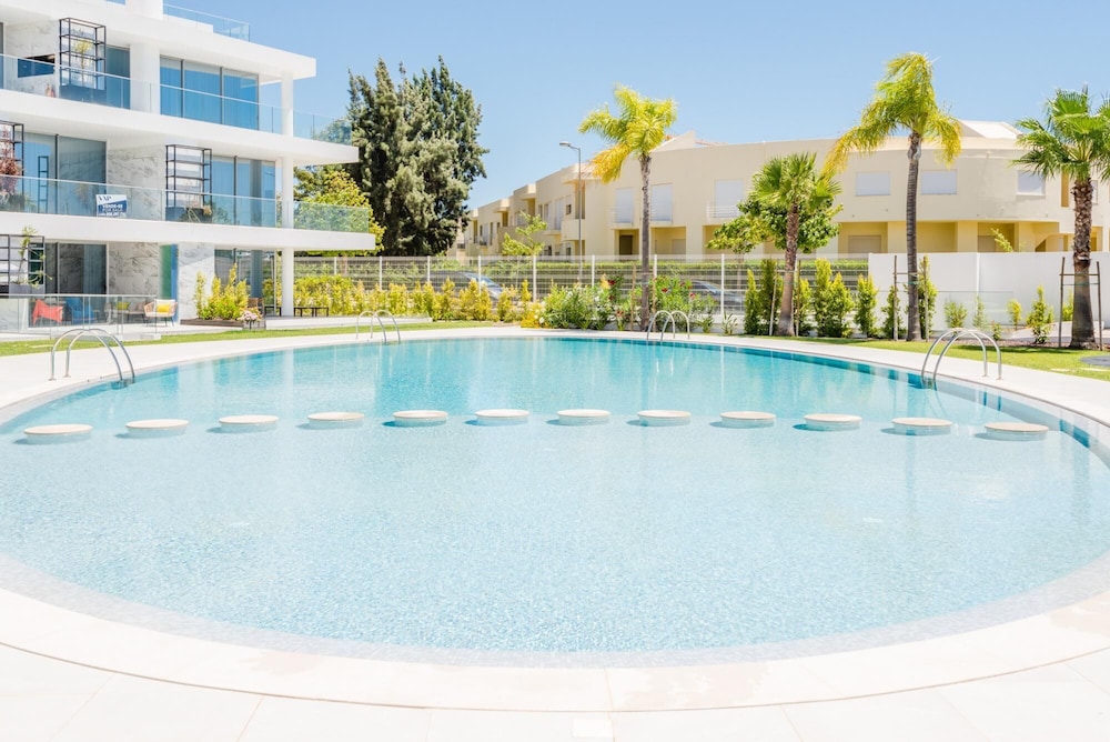 Lakes 24 at Praia da Falesia Vilamoura