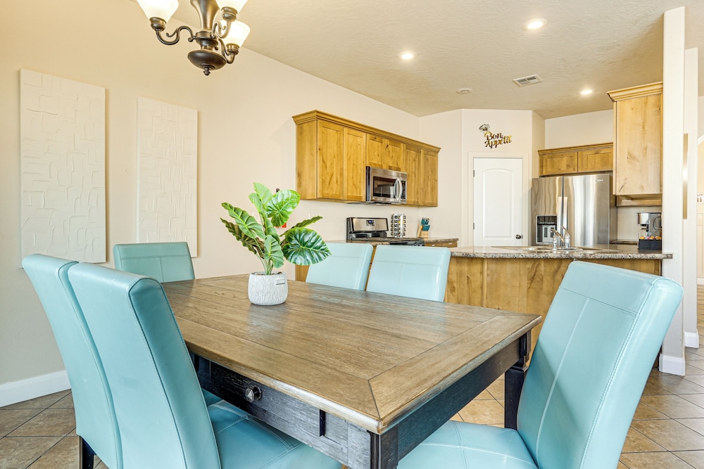 Home w/ Game Room: Near Zion National Park!