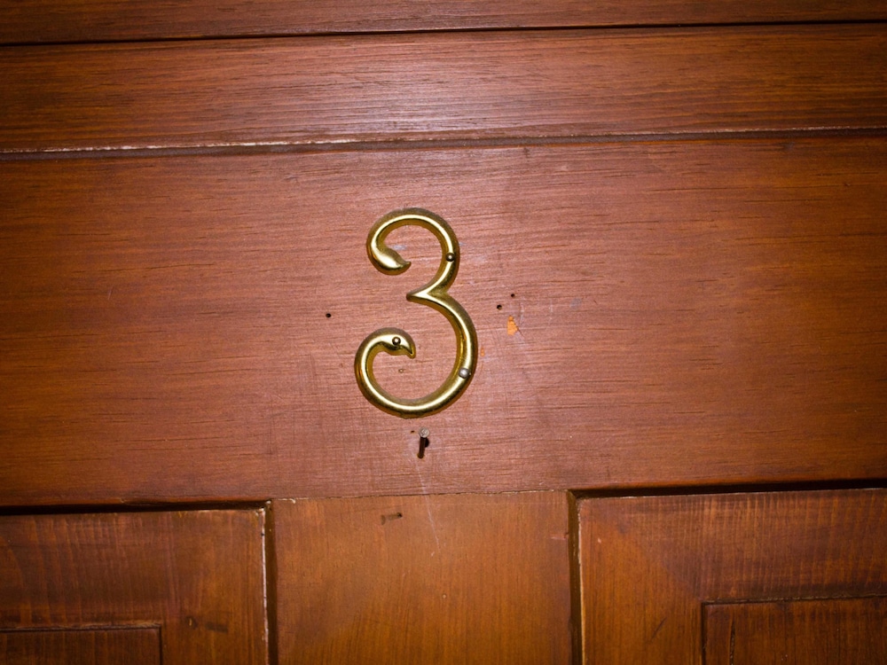 The Stagecoach Inn Bed & Breakfast and Five20 Social Stop