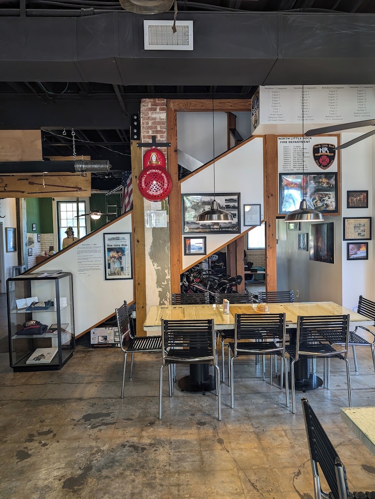 Little Rock Firehouse Museum & Hostel