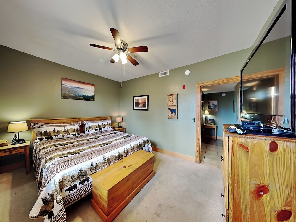 Up To Par 3211 by Jackson Mountain Rentals