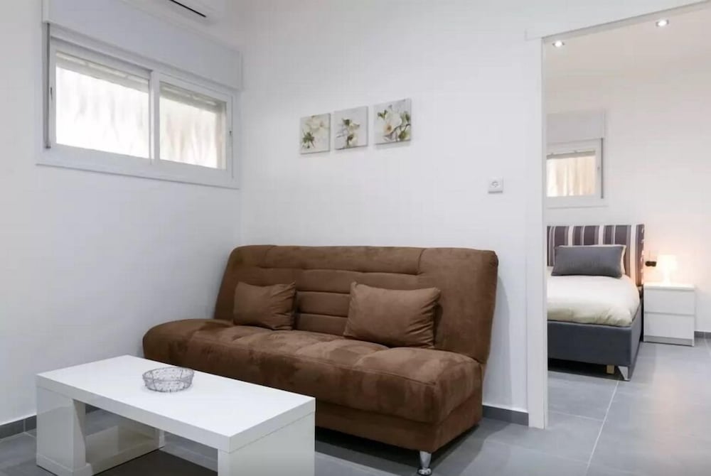 Sea Suites Apartments