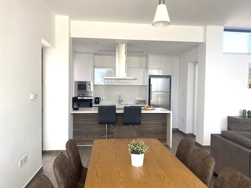 Ayia Napa Nissi Pearl Villas