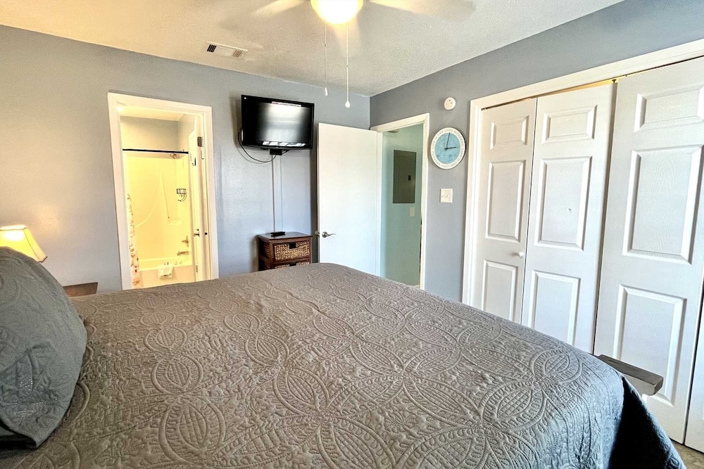 Ocean Reef 108 1 Bedroom Condo