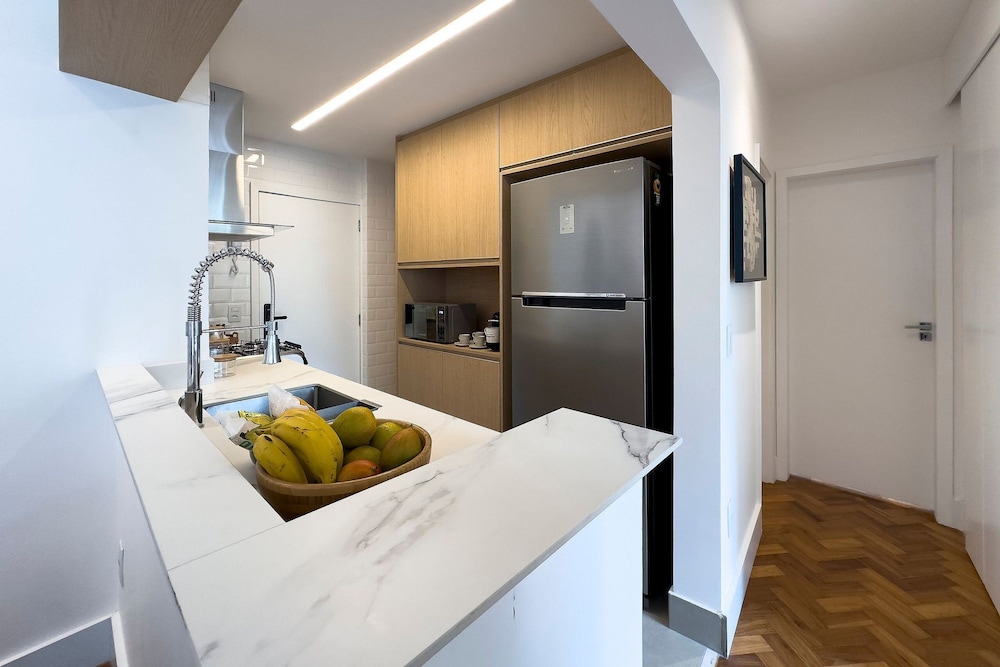 Leblon | 2 quartos, 5 min da Praia – por Casapē Rio