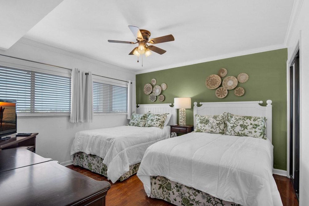Beach House 502d
