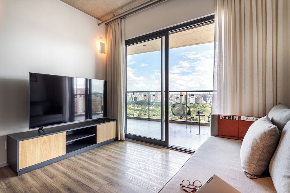 Ayra Pinheiros - Apartamentos com vista incrível para São Paulo ao lado da Rebouças e Faria Lima