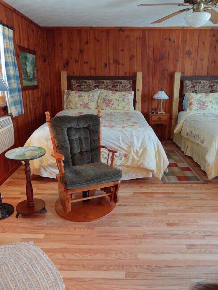 The Homestead Inn