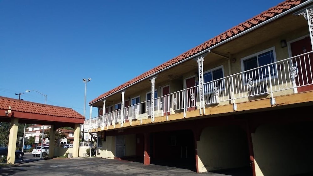 Budget Inn San Gabriel