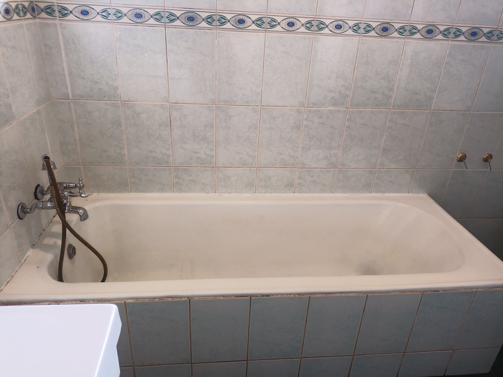 JM TOURS & SAFARIS GUESTHOUSE