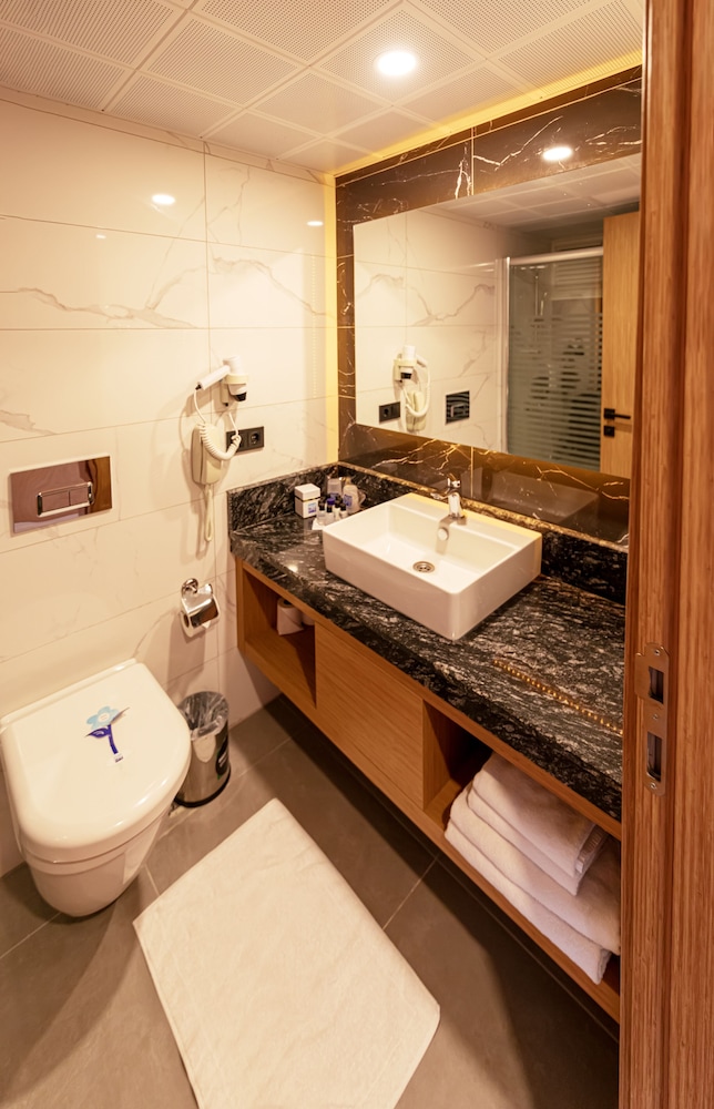 Sealife Buket Resort & Beach Hotel – All Inclusive