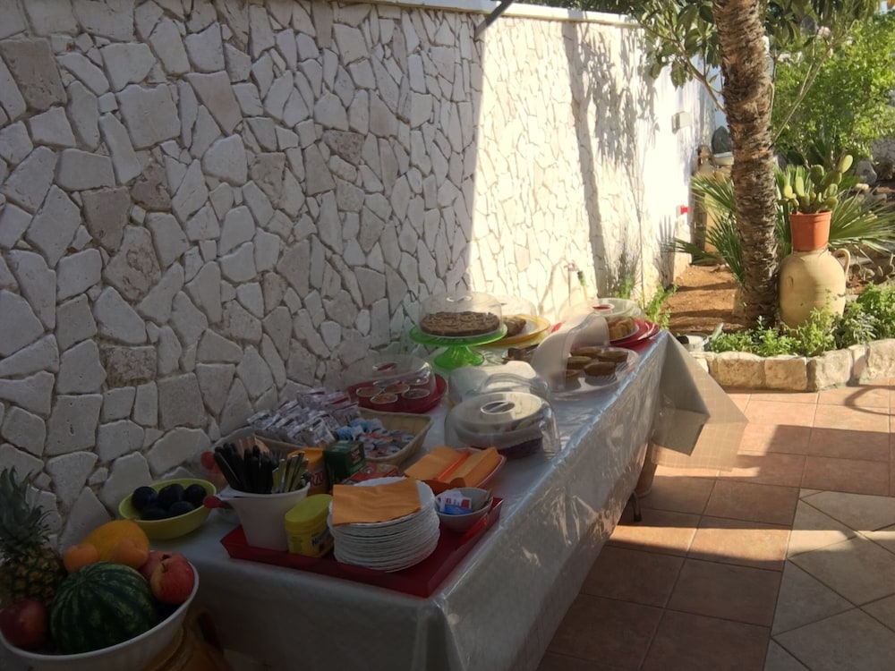 Angel Bay bb Punta Prosciutto is Located in the Heart of Punta Prosciutto