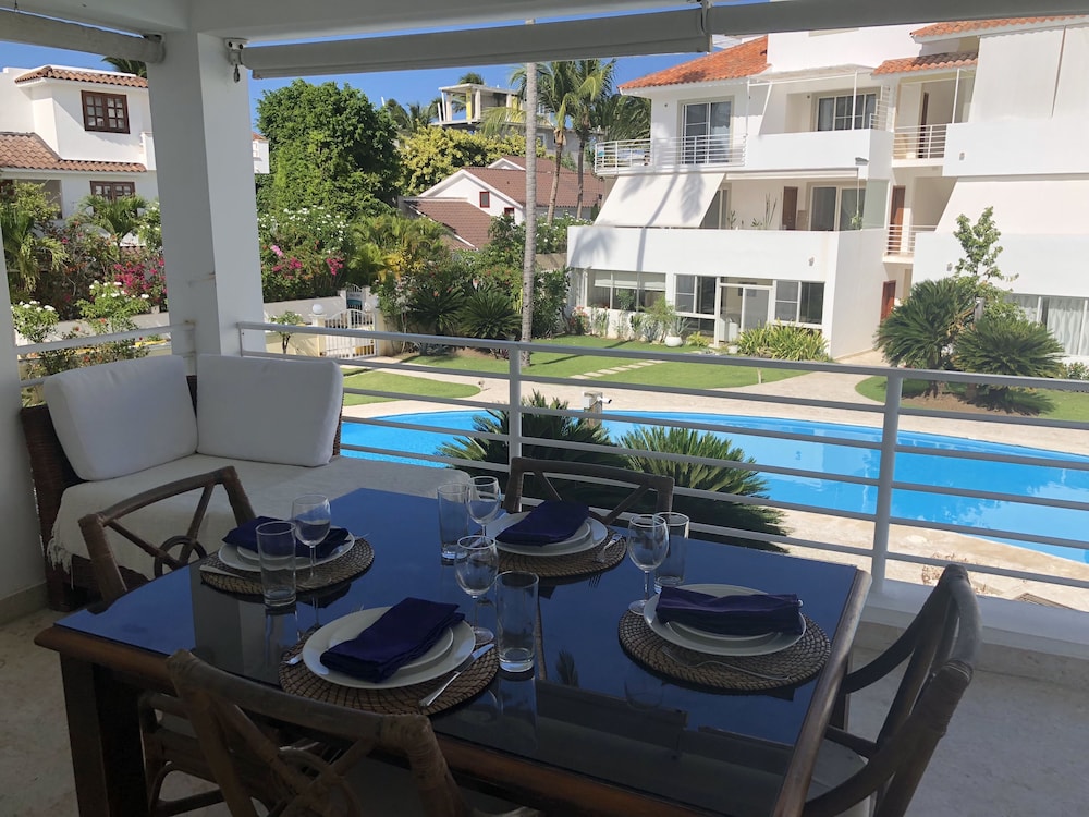 Los Corales Tropical Beach Resort & SPA