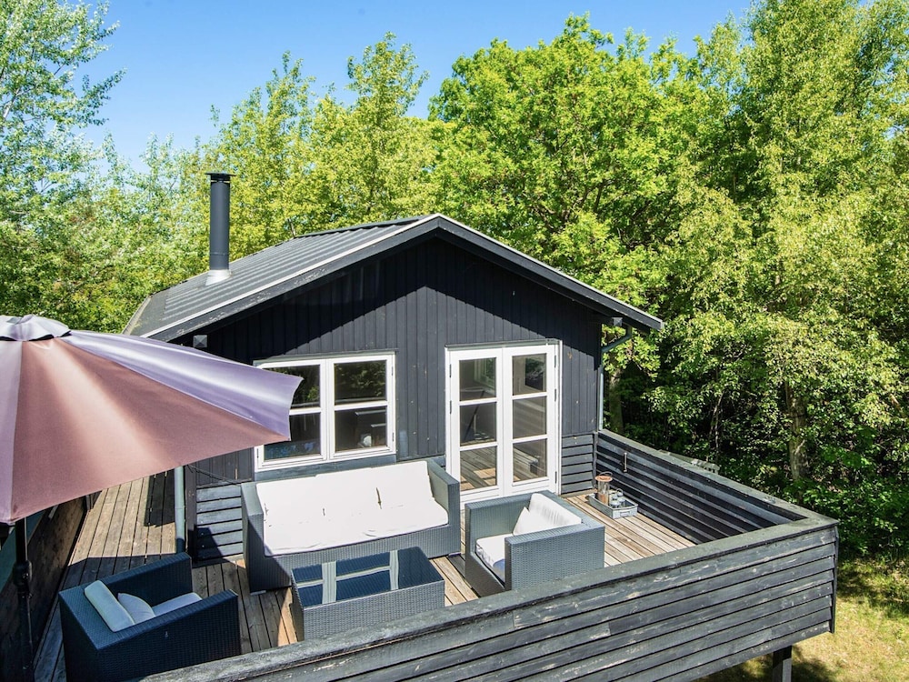 6 Person Holiday Home in Grenaa