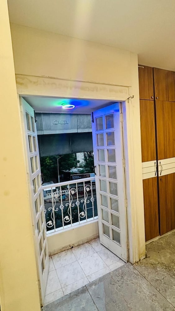 Hotel kings villa