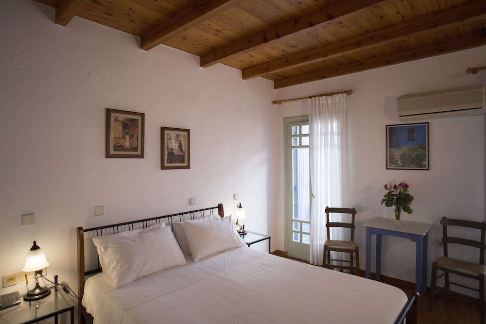 Nostos Hotel 41