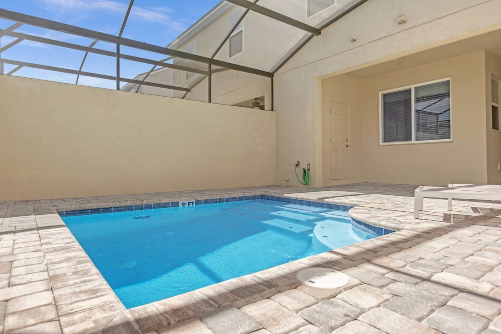 Solara Resort Home w Pool 15 min to Disney World