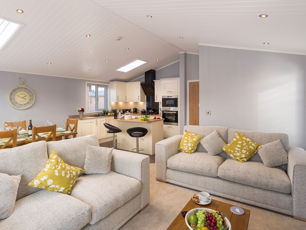 Waternook Lodge