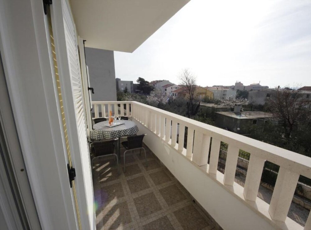 Apartments Katija