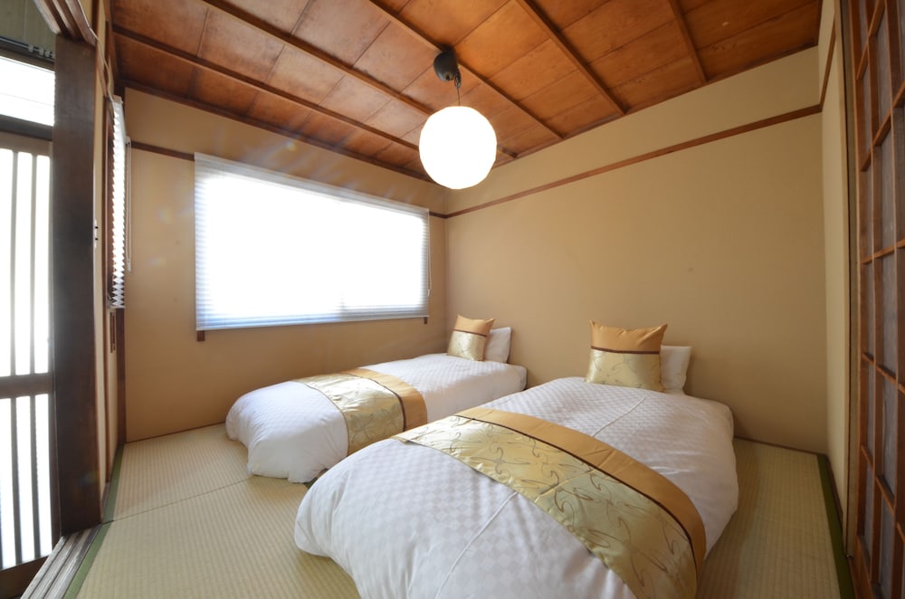 Kyoto Kosakacho House view 3