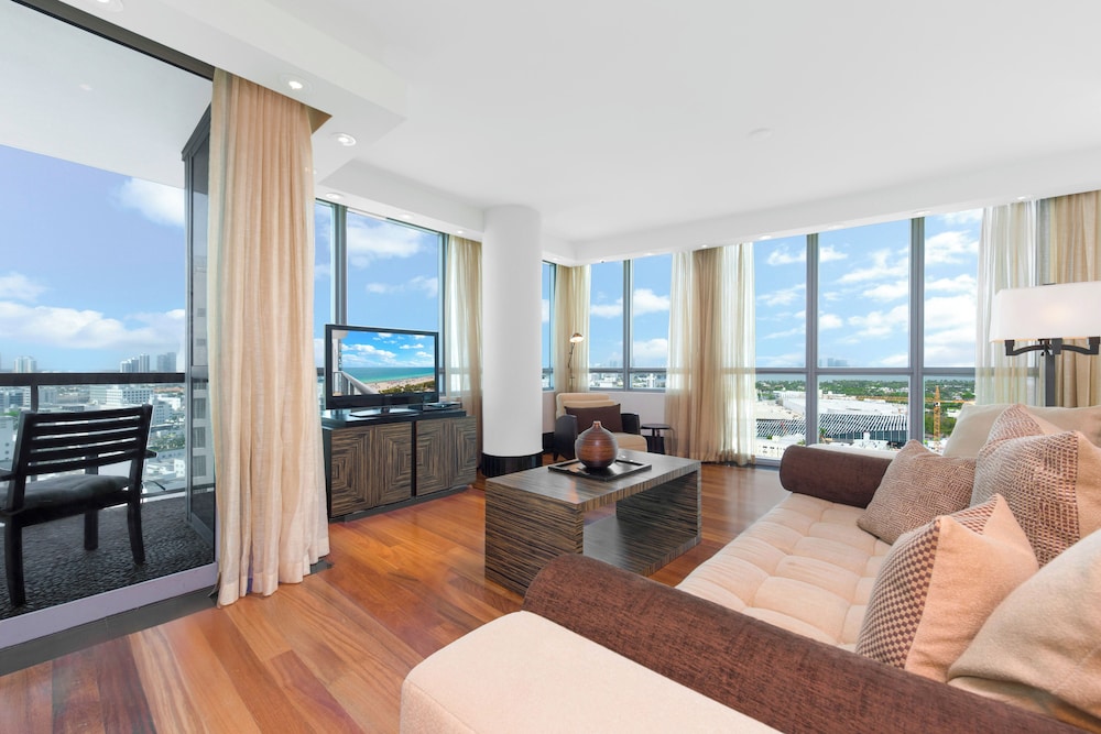Luxury Vacation Rentals at The Setai by LRMB