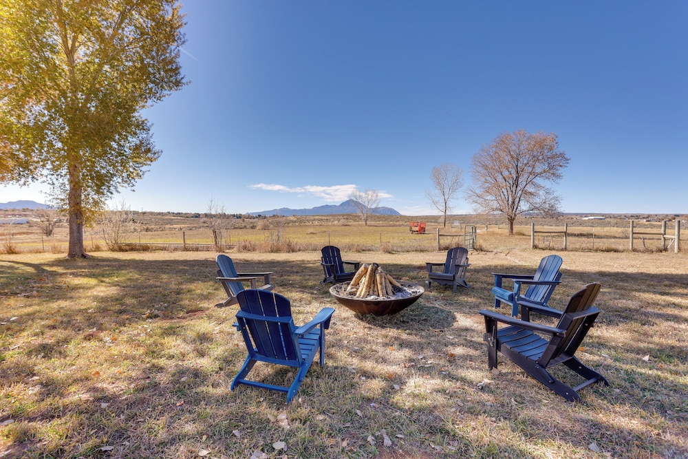 Cortez Retreat w/ Hot Tub - 11 mi to Mesa Verde! view 2