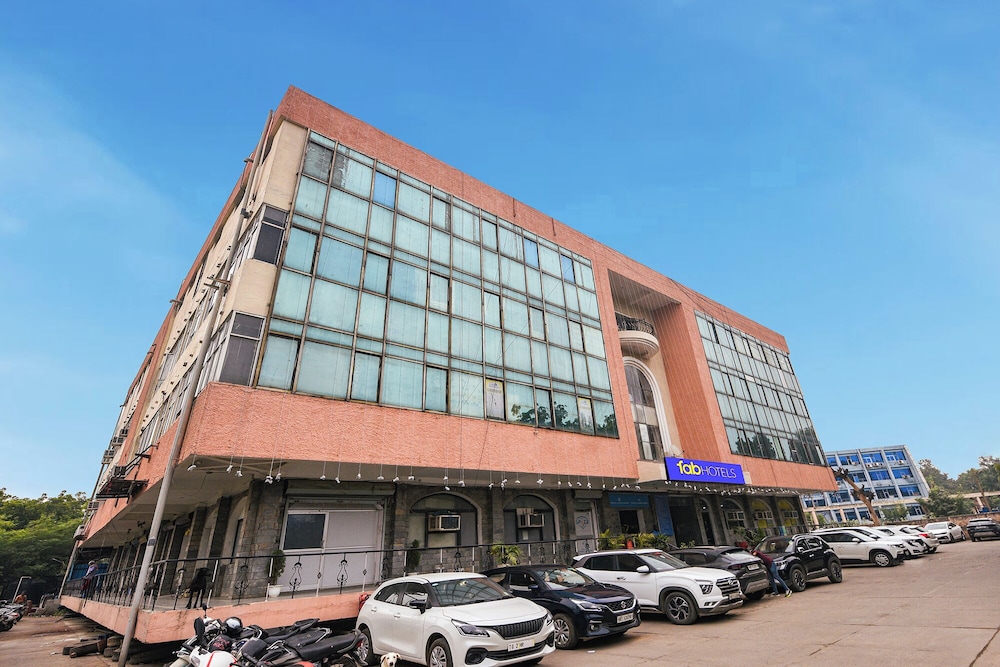Fabhotel Dsg Residency