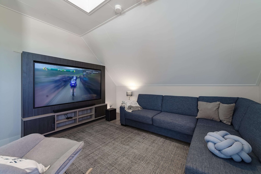 Villa Near Oosterschelde With Game Room